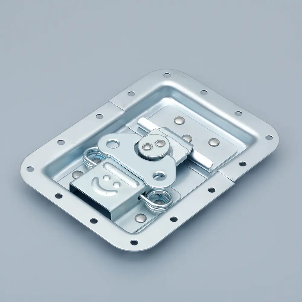 Fly pack case latch