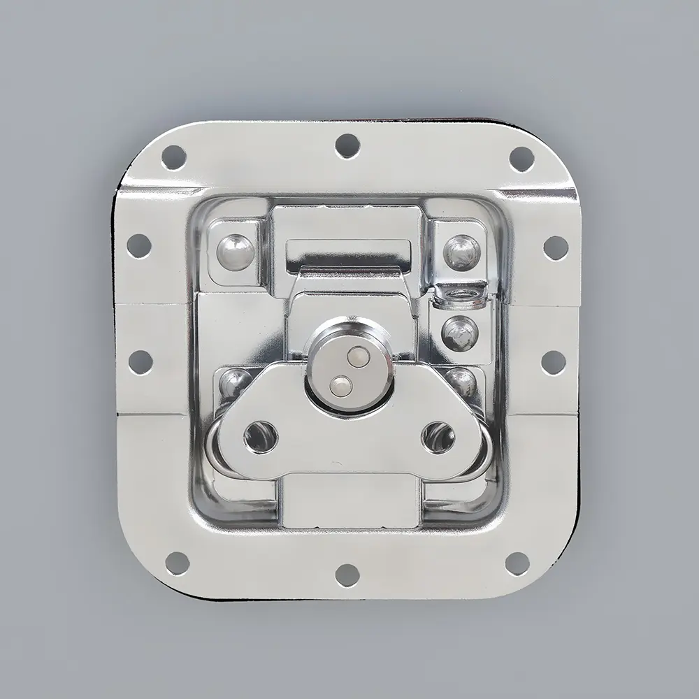 Rolling makeup case hardware