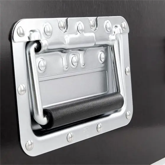 Large recessed flight case handle in dish M276 (2)iu2