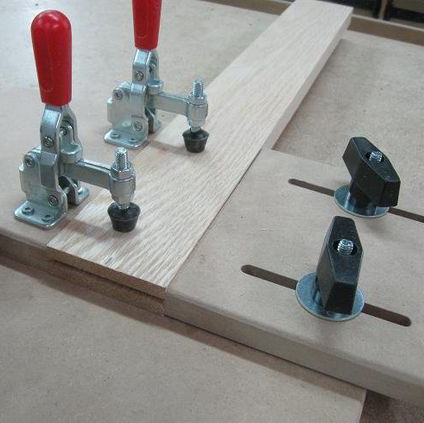 GH-101- D Manual vertical toggle Clamp Flat Base Slotted Arm 700N (1)3fs