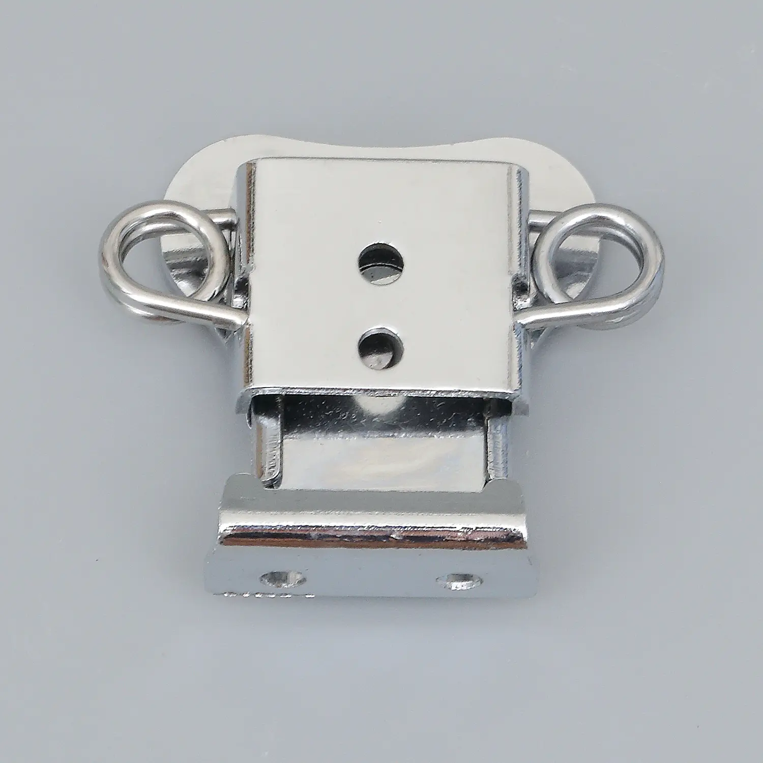 Tool cace latch